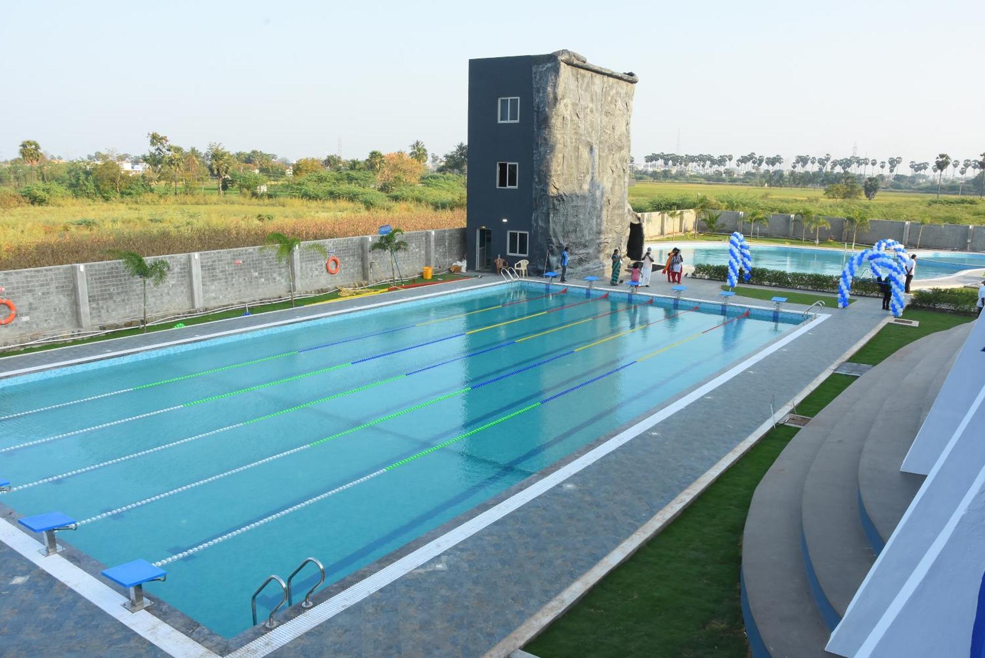 Silver Stone Park Resort, Kovilpatti Exterior photo